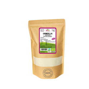 Bolsa de 1kg de Cebolla en polvo de la marca EcoAndes. El envase es de papel kraft con ventana transparente que muestra el contenido, etiqueta frontal con información nutricional, certificaciones ecológicas, sin gluten y sello de "envasado artesanal".