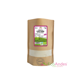 Bolsa de 1kg con contenido de Harina de castaña de la marca EcoAndes. El envase es de papel kraft con ventana transparente que muestra el contenido, etiqueta frontal con información nutricional, certificaciones ecológicas, sin gluten y sello de "envasado artesanal".