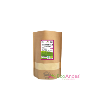 Bolsa de 500g con contenido de Harina de maíz de la marca EcoAndes. El envase es de papel kraft con ventana transparente que muestra el contenido, etiqueta frontal con información nutricional, certificaciones ecológicas, sin gluten y sello de "envasado artesanal".