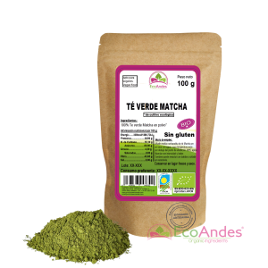 Bolsa de 100g de Te verde Matcha de la marca EcoAndes. El envase es de papel kraft con ventana transparente que muestra el contenido, etiqueta frontal con información nutricional, certificaciones ecológicas, sin gluten y sello de "envasado artesanal".