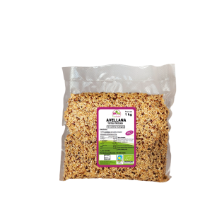 Bolsa de 1kg de Avellana tostada y troceada de la marca EcoAndes. El envase es de papel transparente que muestra el contenido, etiqueta frontal con información nutricional, certificaciones ecológicas, sin gluten y sello de "envasado artesanal".